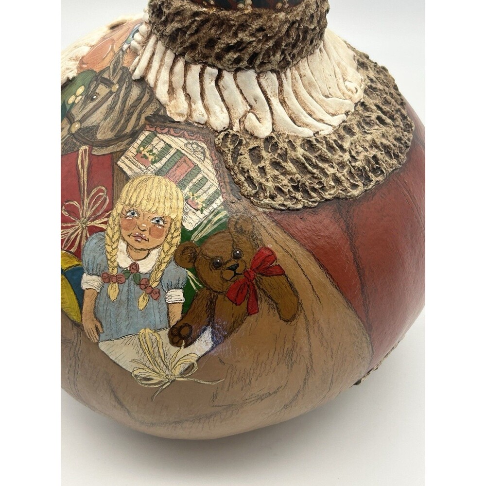Santa Folk Art Painted Gourd Signed Sculpture G2Taylor 1999 #3 Christmas Decor - Picture 8 of 16